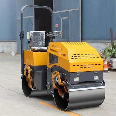 Leistungsstarke Rollenverdichtermaschine für Kies und Sand EPA-Motor KYB Hydraulikventil