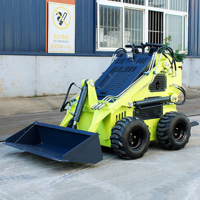 EPA-zugelassener Schiebe-Steuerlader mit Briggs-Stratton-Motor und vielseitigen Anbaugeräten