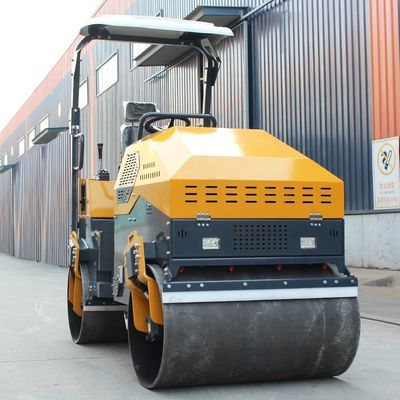 35KN Antriebskraft 0,5-3 Tonnen Stahltrommel Asphalt Straßenwalze mit 2580 * 1410 * 1930 mm