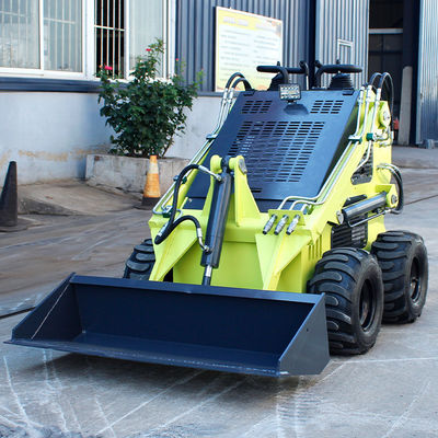 Erschwinglicher Mini-Diesel-Lader mit Schiebe-Steuer-Lader-Befestigung und EPA-Motor