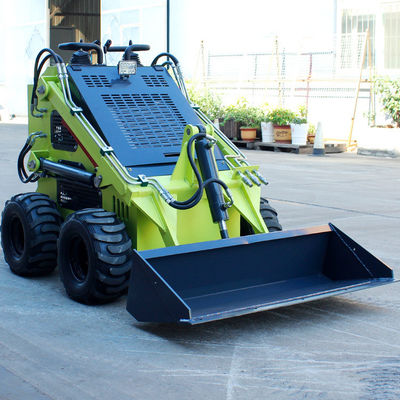Erschwinglicher Mini-Diesel-Lader mit Schiebe-Steuer-Lader-Befestigung und EPA-Motor