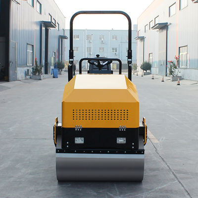 Vollhydraulischer 2-Tonnen-Ride-On-Doppeltrommel-Vibrationsroller-Verdichter mit CHANGCHAI-Motor