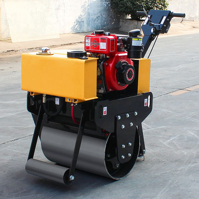 Geh hinter einer Eintrommelrolle HQ-YL600C Vibratorische Straßenrolle 0,3 Tonnen mit 5,5 KW Leistung