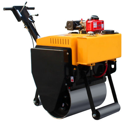 Geh hinter einer Eintrommelrolle HQ-YL600C Vibratorische Straßenrolle 0,3 Tonnen mit 5,5 KW Leistung