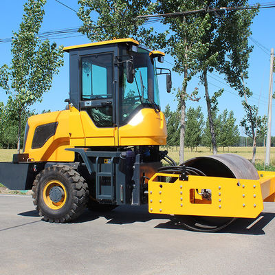 HQ-YL4000 4-Tonnen-Asphalt-Straßen-Rollenkompaktormaschine mit 80KN-Hydraulikvibration