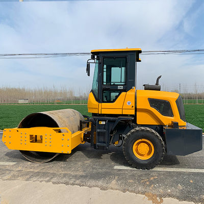 Doppeltrommel-Ride-On-Road-Roller mit 1100mm Trommel Durchmesser YUNNEI Motor und erschwinglich