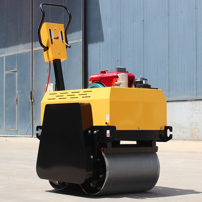 500 kg Mini Asphalt Vibratory Road Roller Compactor Maschine für das Gehen hinter Doppeltrommeln