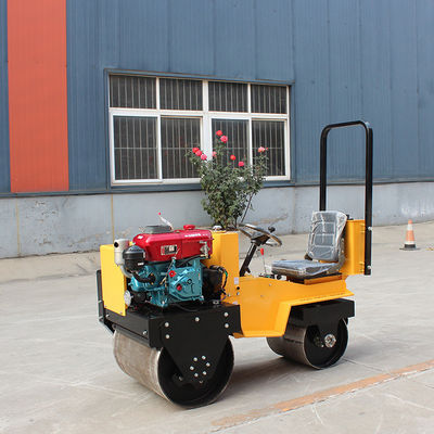Vibrationswalze mit 0,6 Tonnen kleiner Doppeltrommel-Radwalze mit CF178/R180-Motor