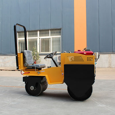 Vibrationswalze mit 0,6 Tonnen kleiner Doppeltrommel-Radwalze mit CF178/R180-Motor